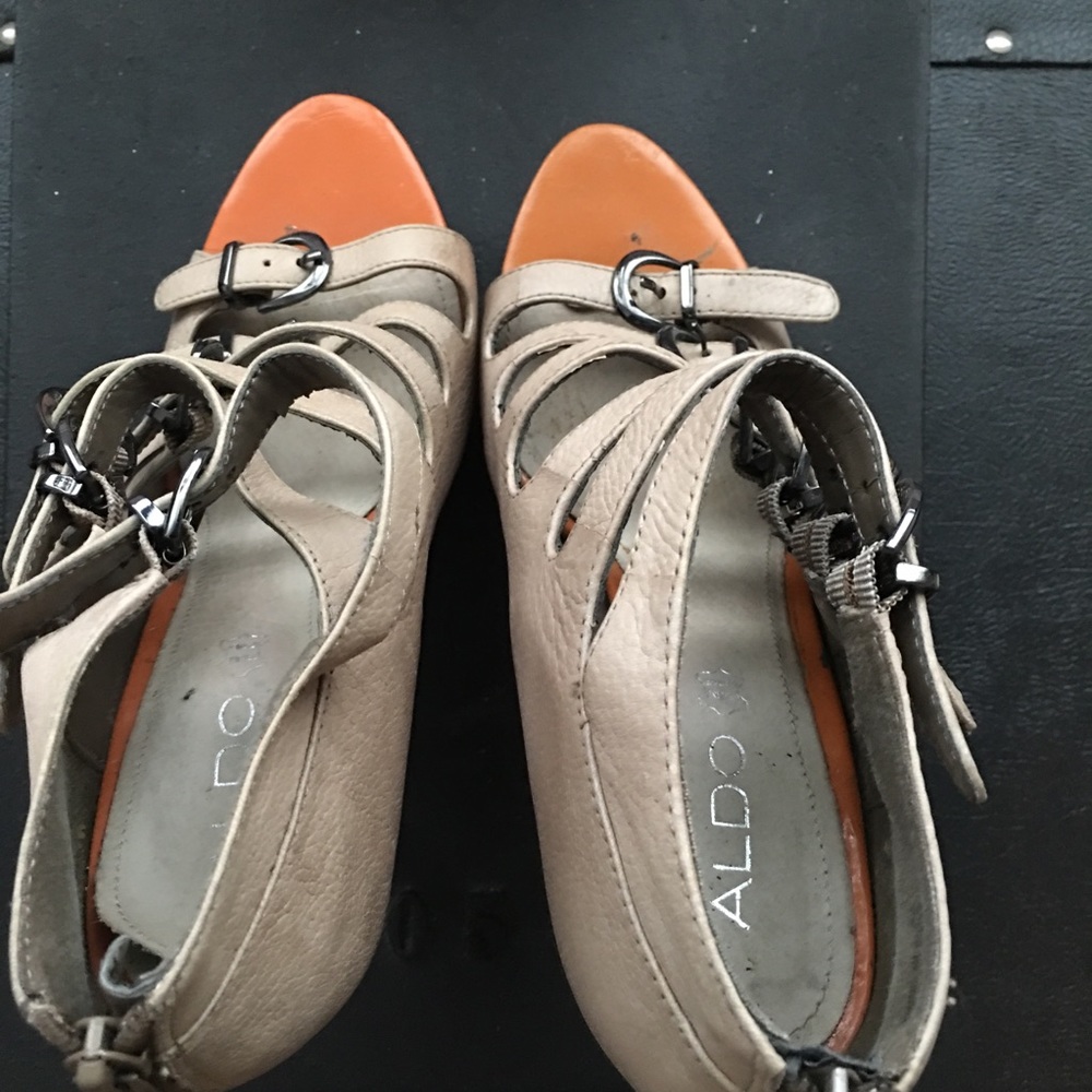 Heels - Picture 6 of 6